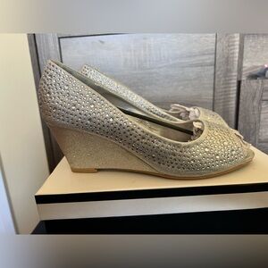 Amber Gold Size 40 (About Size 9) Shoes